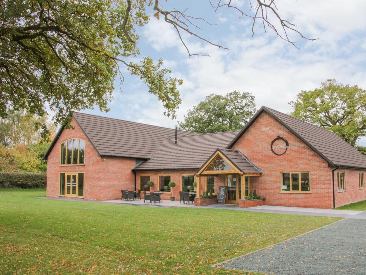 Oak Lodge Hadnall Kültér fotó