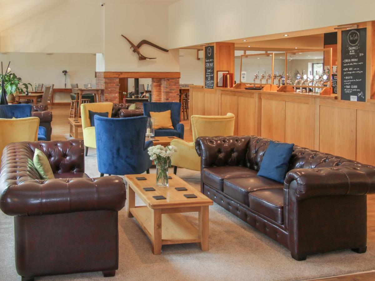 Oak Lodge Hadnall Kültér fotó