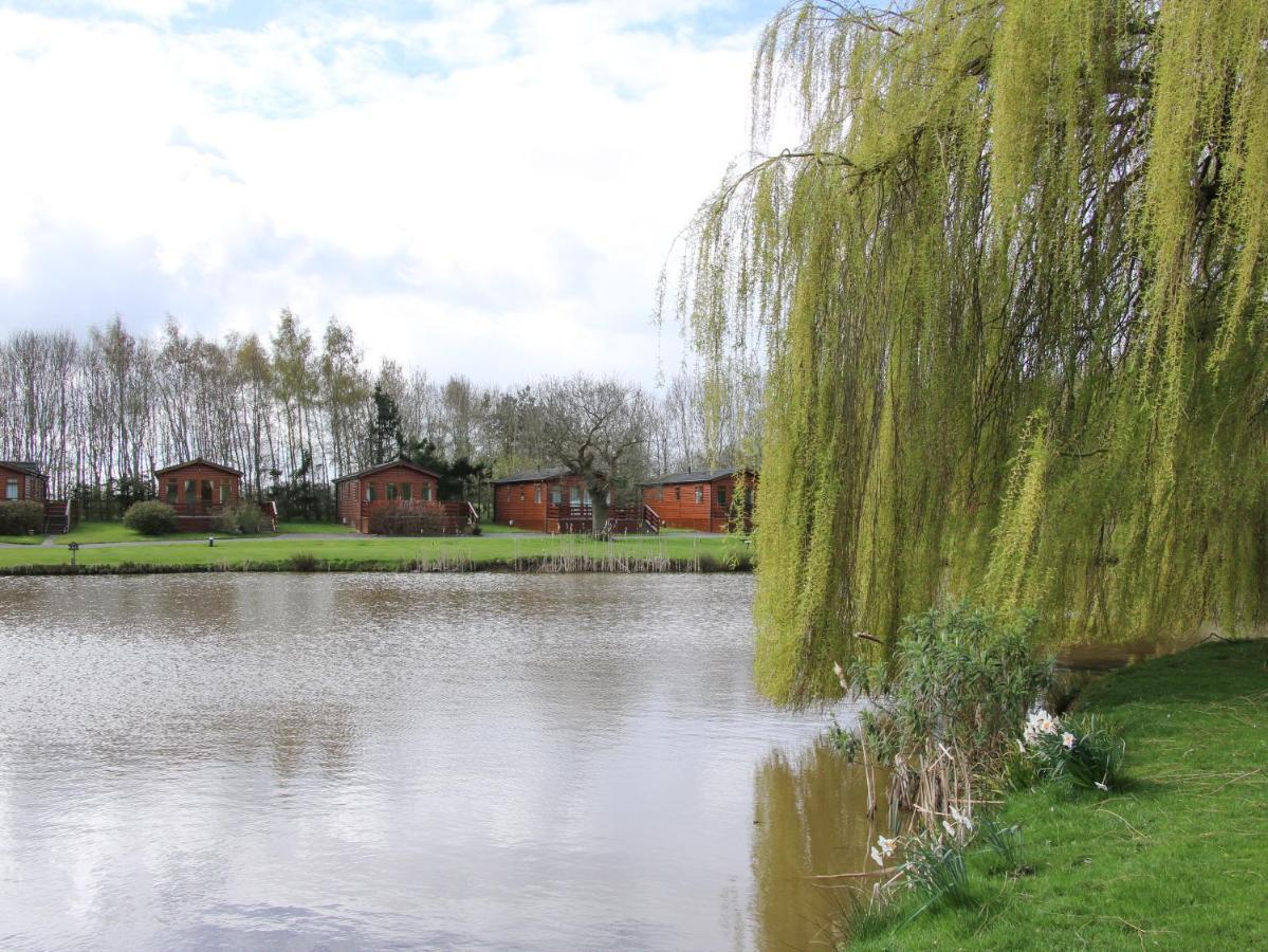 Oak Lodge Hadnall Kültér fotó